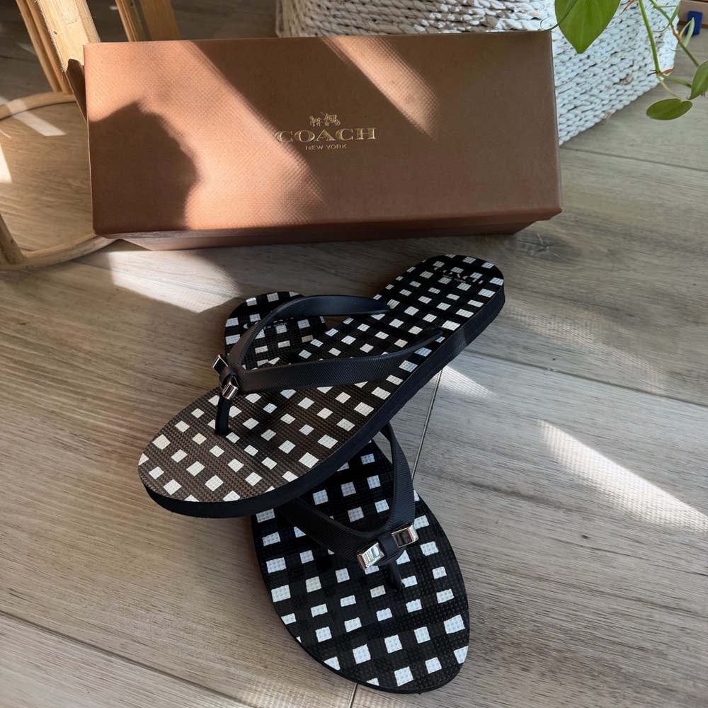 Coach Gingham Thong Sandals Black White Bow Logo Rubber Women's Size 8
